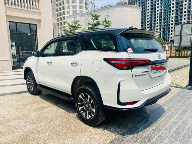 Used Toyota Fortuner Legender 2.8 4X2 AT in Lucknow