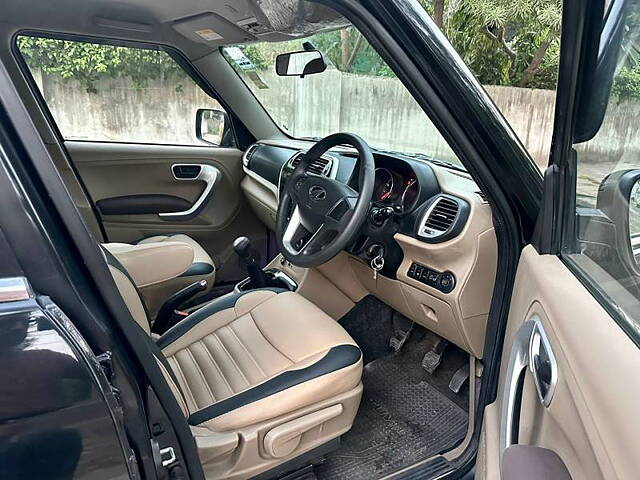 Used Mahindra TUV300 [2015-2019] T8 in Delhi