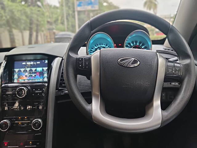 Used Mahindra XUV500 W7 [2018-2020] in Mumbai