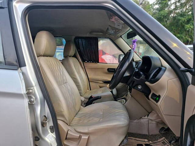 Used Mahindra TUV300 [2015-2019] T4 in Mumbai