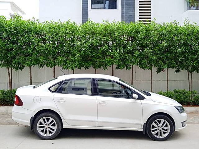 Used Skoda Rapid Style 1.6 MPI AT in Hyderabad