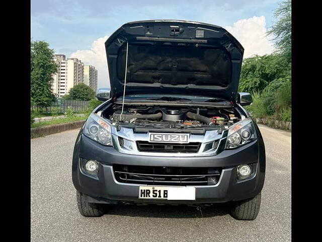 Used Isuzu D-Max V-Cross [2016-2018] 4x4 in Delhi