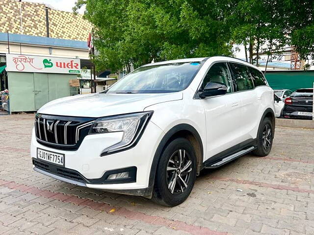 Used Mahindra XUV700 AX 5 Petrol MT 7 STR [2021] in Ahmedabad