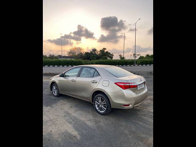 Used Toyota Corolla Altis [2014-2017] GL Petrol in Surat