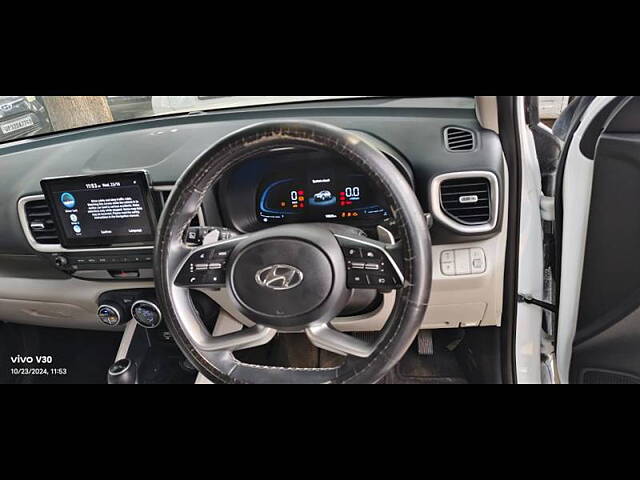 Used Hyundai Venue [2022-2023] SX (O) 1.0 Turbo DCT Dual Tone in Lucknow