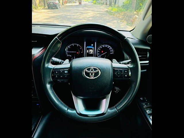 Used Toyota Fortuner Legender 2.8 4X2 AT in Delhi