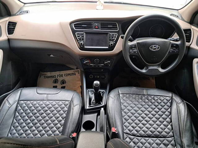 Used Hyundai i20 [2020-2023] Sportz 1.2 MT [2020-2023] in Hyderabad