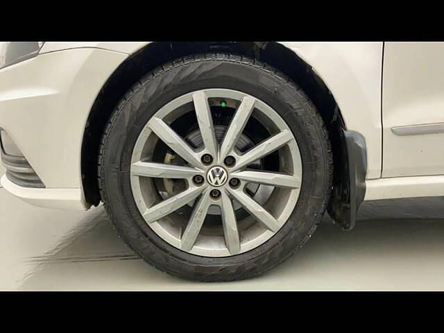 Used Volkswagen Ameo Highline Plus 1.5L AT (D)16 Alloy in Delhi