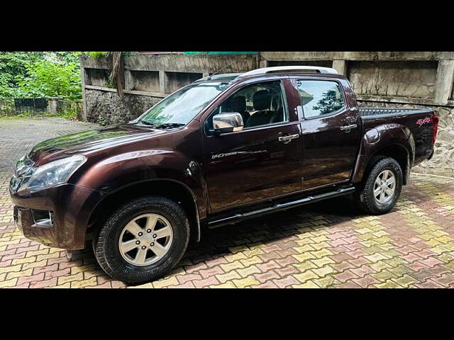 Used Isuzu D-Max V-Cross [2016-2018] 4x4 in Pune