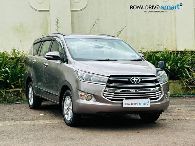 Used Toyota Innova Crysta [2016-2020] 2.4 G 7 STR [2016-2017] in Kochi