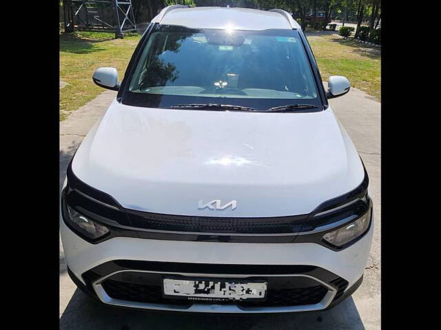 Used 2022 Kia Carens in Delhi