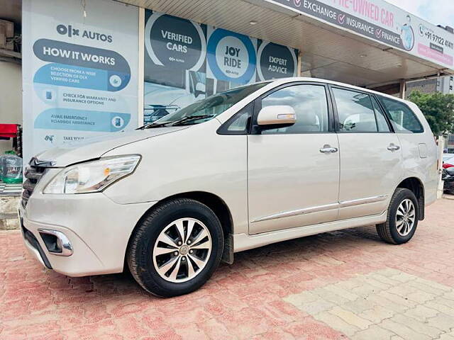 Used Toyota Innova [2013-2014] 2.5 VX 7 STR BS-III in Ahmedabad