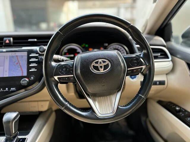 Used Toyota Camry Hybrid in Delhi