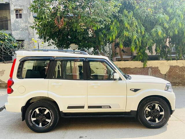 Used Mahindra Scorpio S11 MT 7S in Delhi