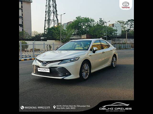 Used Toyota Camry Hybrid in Delhi