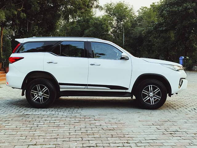 Used Toyota Fortuner [2016-2021] 2.8 4x2 AT [2016-2020] in Delhi