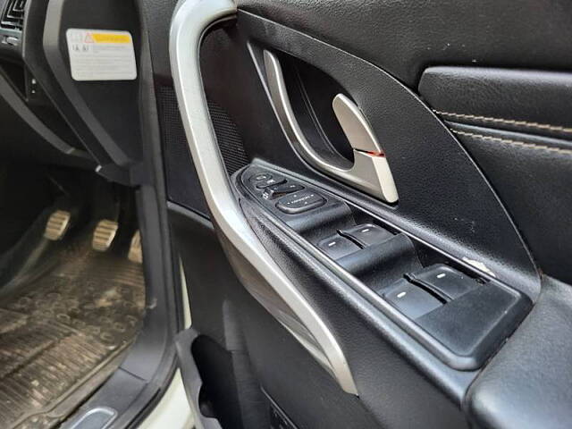 Used Mahindra XUV500 W11(O) [2018-2020] in Kolkata