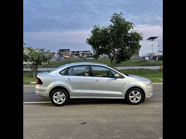 Used Skoda Rapid [2014-2015] 1.5 TDI CR Ambition AT with Alloy Wheels in Mohali