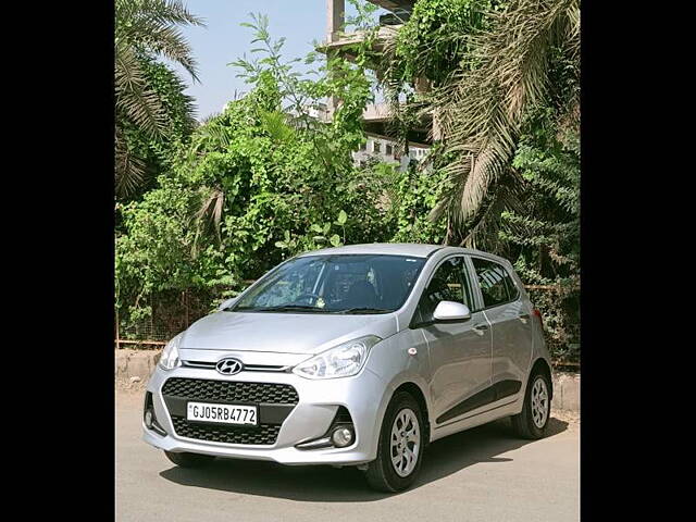 Used Hyundai Grand i10 Sportz (O) U2 1.2 CRDi [2017-2018] in Surat