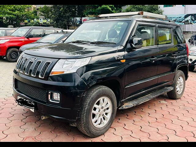 Used Mahindra TUV300 [2015-2019] T8 AMT in Indore