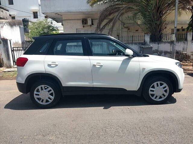 Used Maruti Suzuki Vitara Brezza [2016-2020] VDi in Ahmedabad