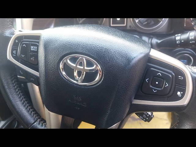 Used Toyota Innova Crysta [2016-2020] 2.4 VX 8 STR [2016-2020] in Agra