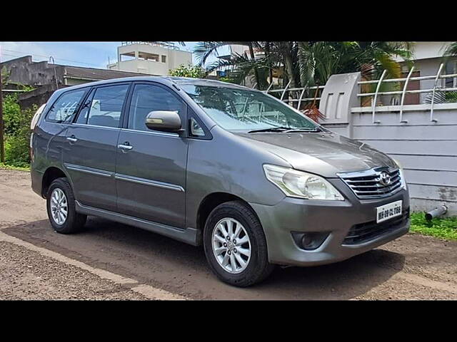 Used Toyota Innova [2013-2014] 2.5 EV PS 8 STR BS-IV in Kolhapur