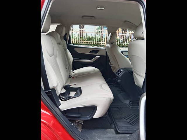 Used Mahindra XUV700 AX 3 Diesel MT 7 STR [2021] in Mumbai