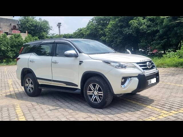 Used Toyota Fortuner [2016-2021] 2.8 4x2 AT [2016-2020] in Delhi