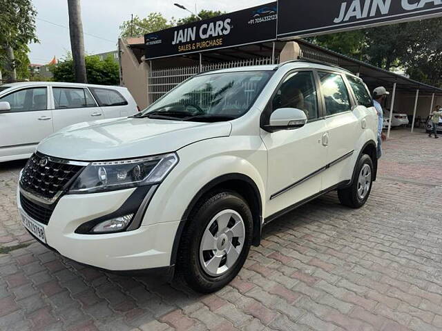 Used Mahindra XUV500 W7 [2018-2020] in Lucknow