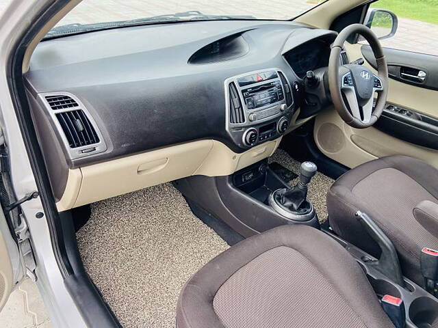 Used Hyundai i20 [2010-2012] Asta 1.2 (O) With Sunroof in Delhi