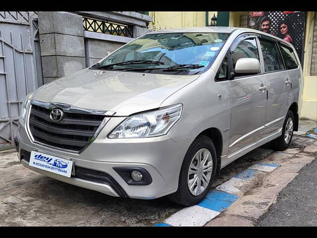 Used Toyota Innova [2013-2014] 2.5 G 8 STR BS-IV in Kolkata