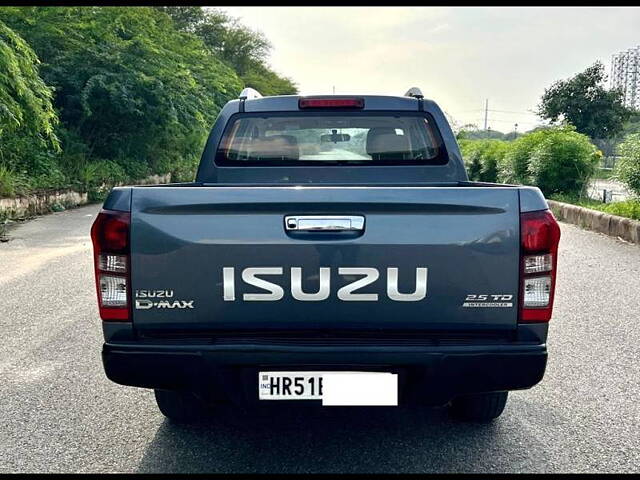 Used Isuzu D-Max V-Cross [2016-2018] 4x4 in Delhi