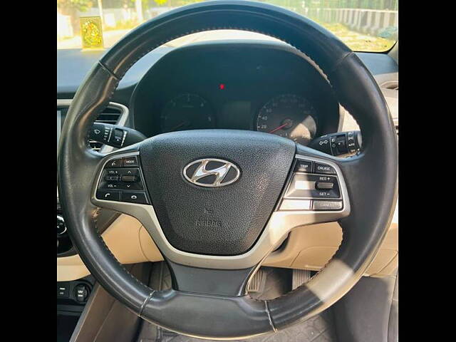 Used Hyundai Verna [2017-2020] SX (O) 1.6 CRDi  AT in Kanpur