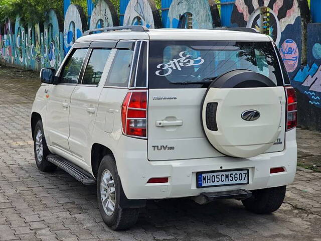 Used Mahindra TUV300 [2015-2019] T8 AMT in Mumbai