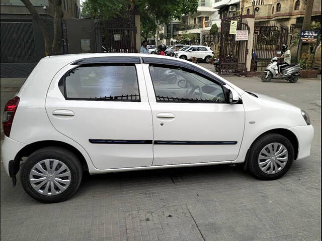 Used Toyota Etios Liva GX in Delhi