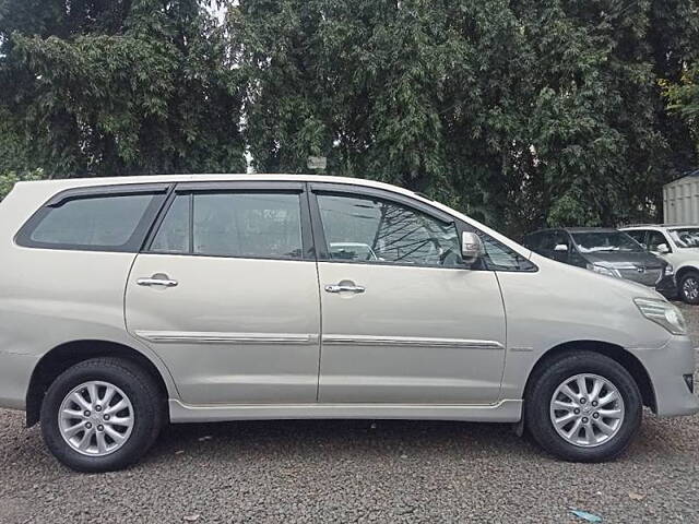 Used Toyota Innova [2009-2012] 2.5 VX 8 STR BS-IV in Mumbai