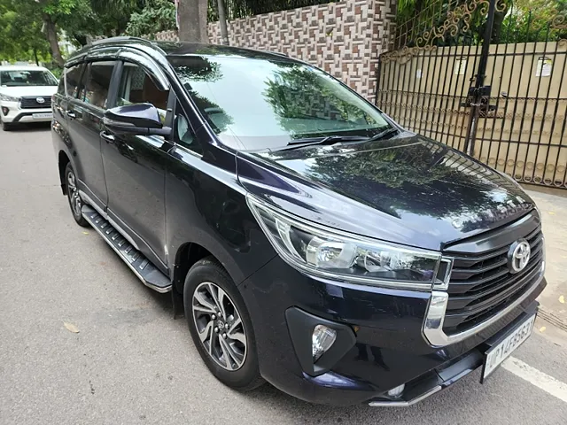 Used 2022 Toyota Innova Crysta in Delhi