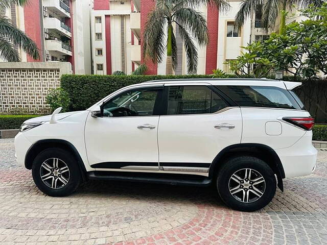 Used Toyota Fortuner [2016-2021] 2.8 4x2 AT [2016-2020] in Chandigarh