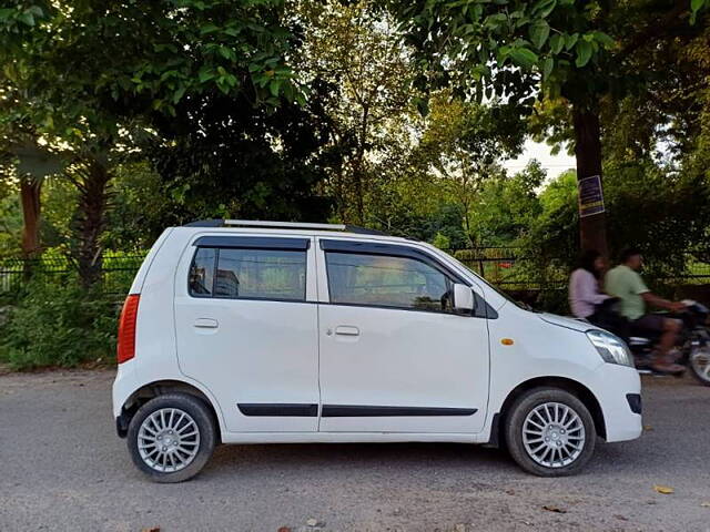 Used Maruti Suzuki Wagon R 1.0 [2014-2019] VXI in Lucknow