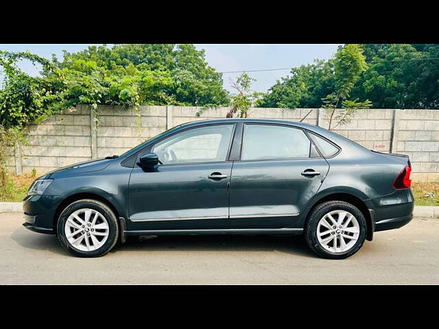 Used Skoda Rapid Style 1.6 MPI in Ahmedabad