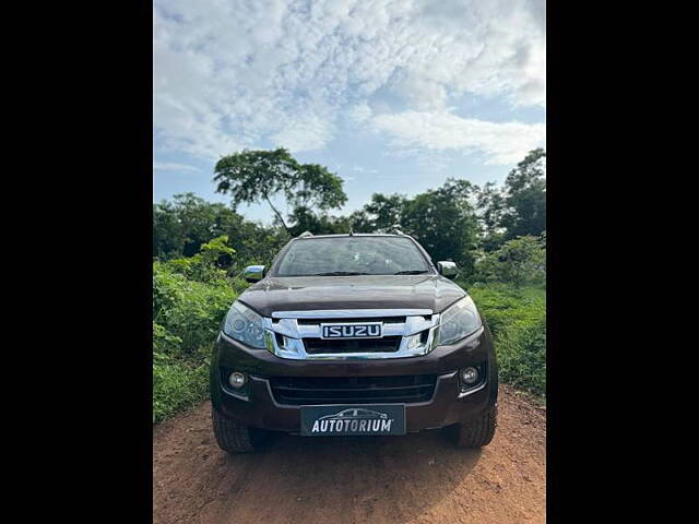 Used Isuzu D-Max V-Cross [2016-2018] 4x4 in Pune