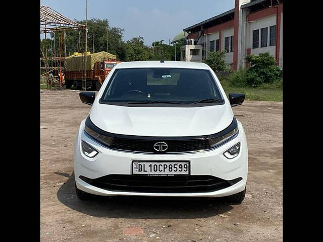 Used 2021 Tata Altroz in Delhi