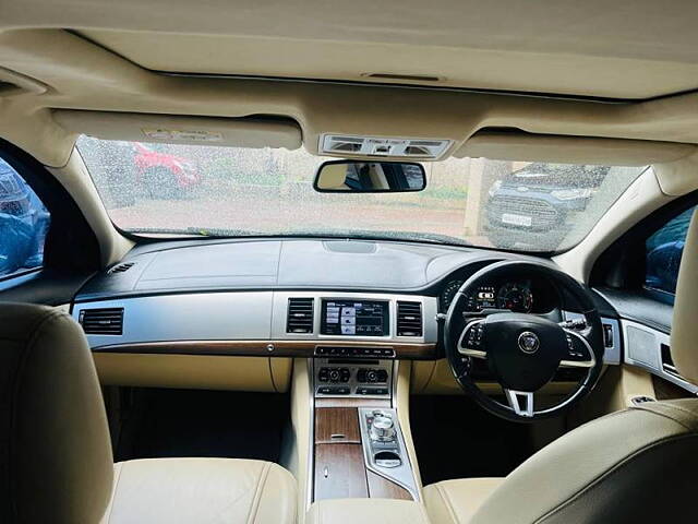 Used Jaguar XF [2013-2016] 2.2 Diesel Luxury in Mumbai