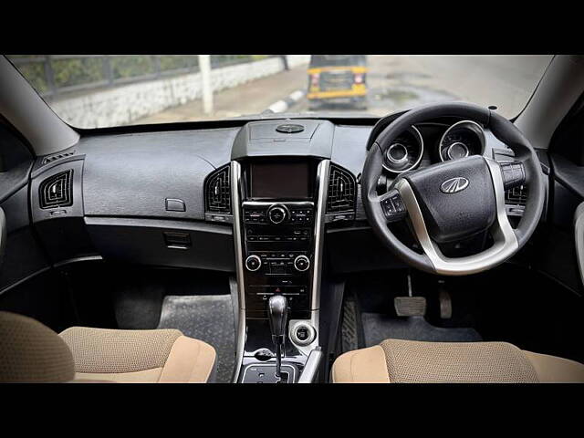 Used Mahindra XUV500 W7 AT [2018-2020] in Mumbai