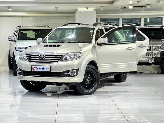 Used Toyota Fortuner [2012-2016] 4x2 AT in Mumbai