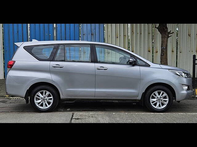 Used Toyota Innova Crysta [2016-2020] 2.4 G 8 STR [2016-2017] in Mumbai