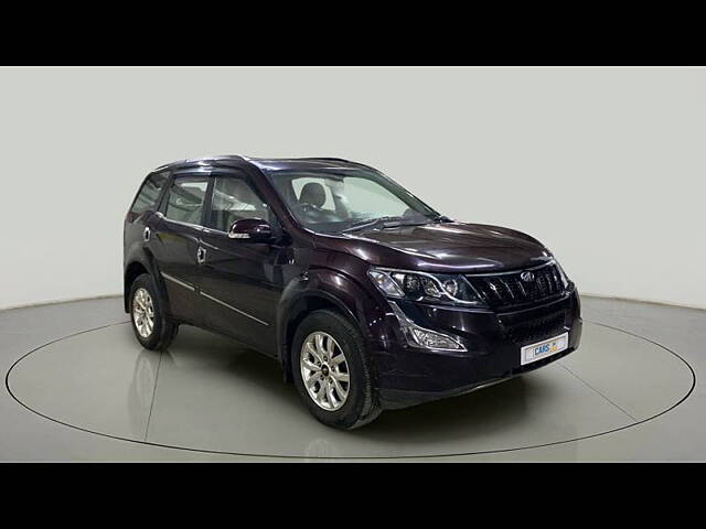 Used 2017 Mahindra XUV500 in Mumbai