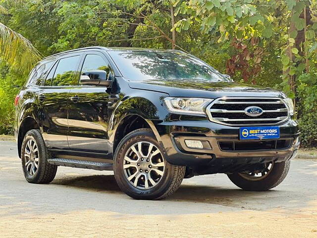 Used Ford Endeavour [2016-2019] Titanium 3.2 4x4 AT in Ahmedabad