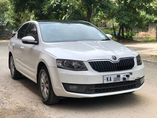 Used Skoda Octavia [2015-2017] 2.0 TDI CR Ambition Plus AT in Bangalore